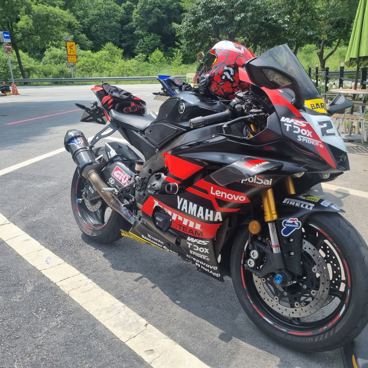 야마하 YZF R6 thumb 2