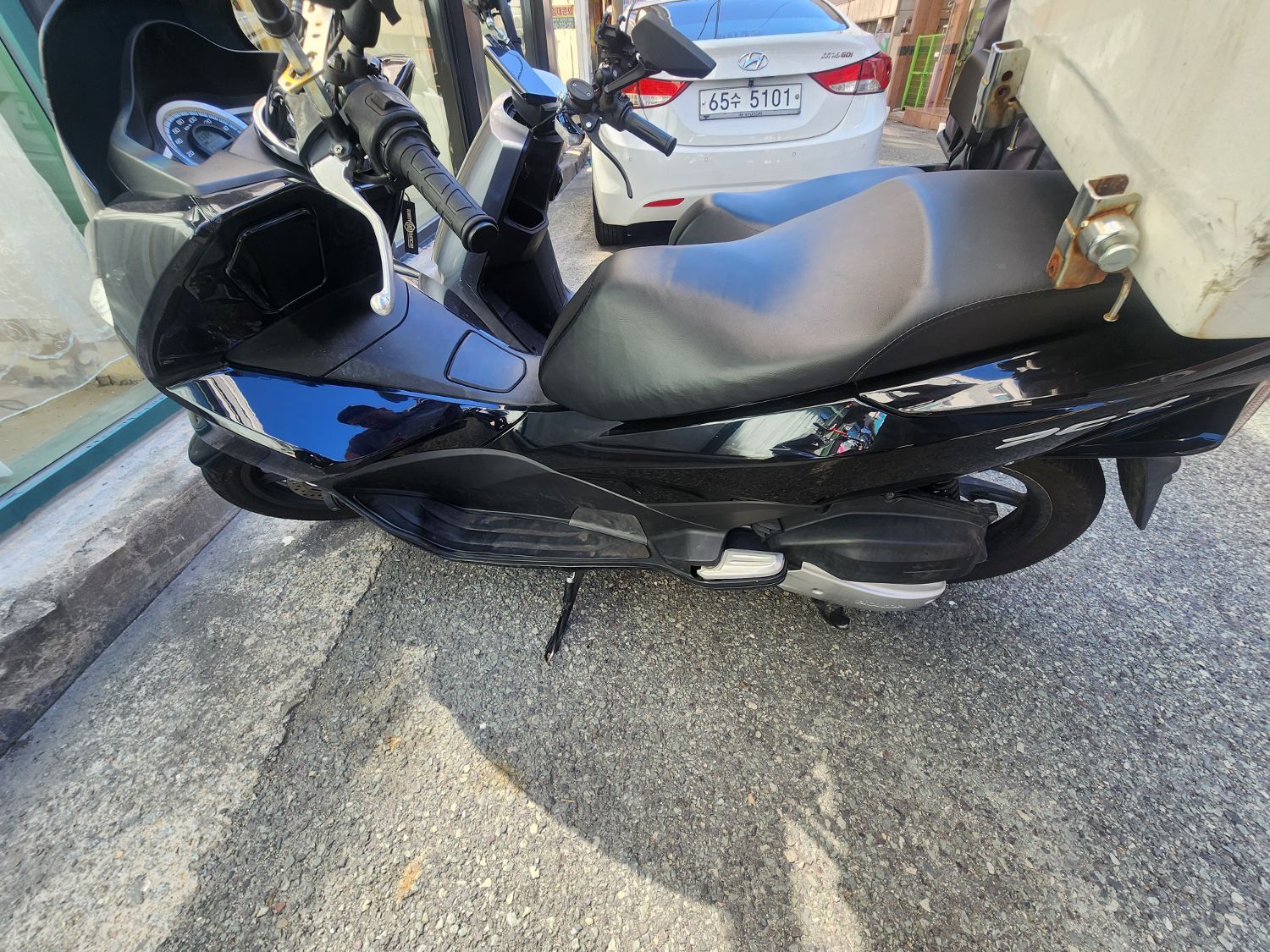 혼다 PCX 125 thumb 2