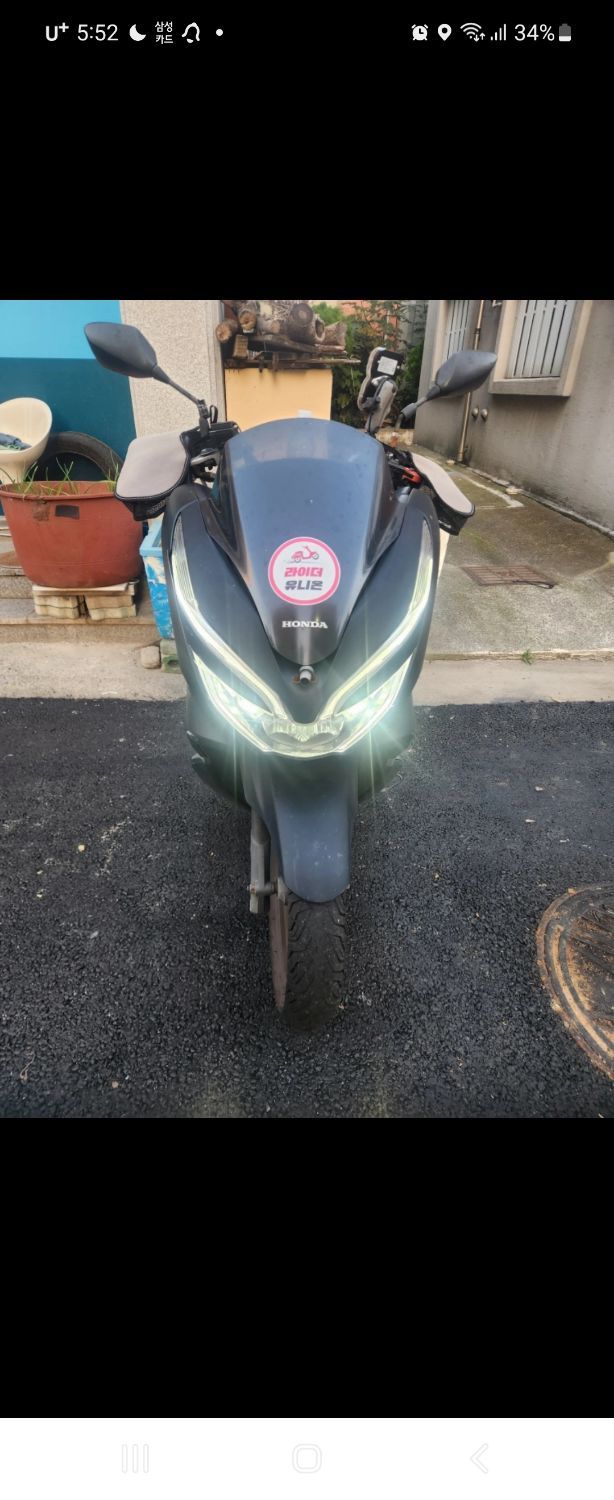 혼다 PCX 125 thumb 2