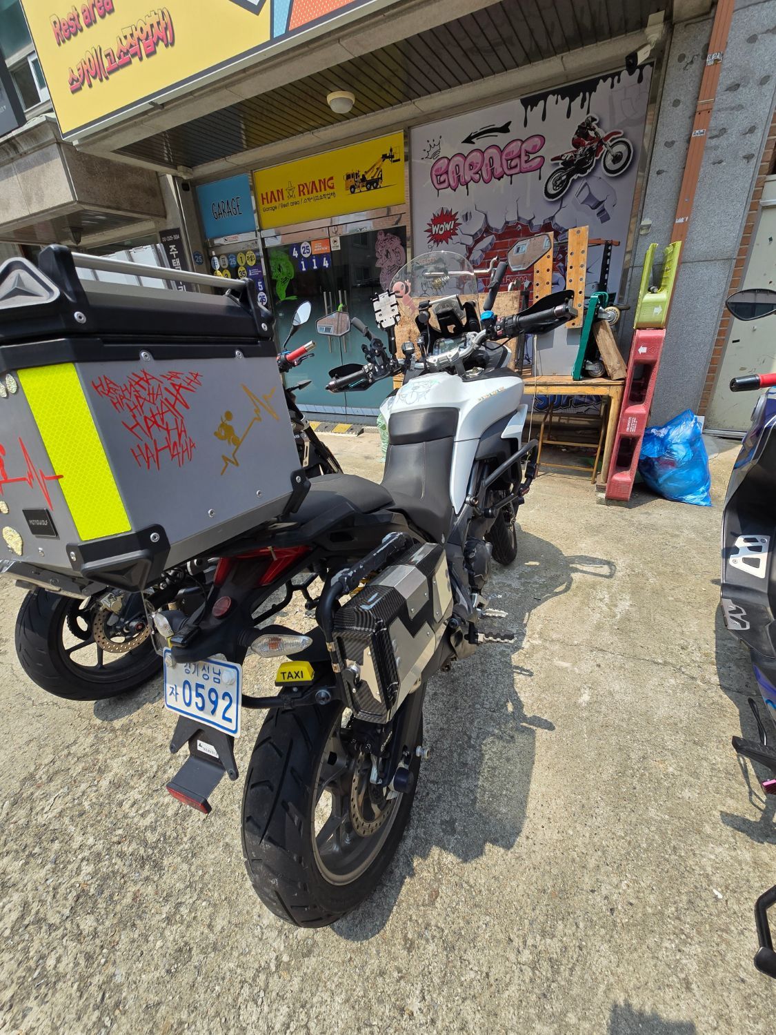 두카티 멀티스트라다 950 more