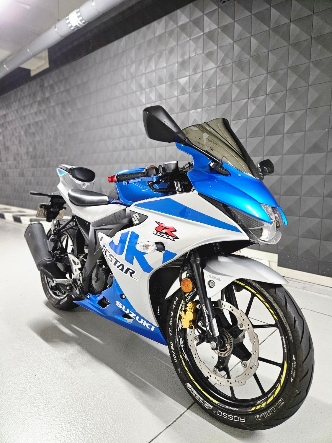 스즈키 GSX R 125 ABS thumb 2