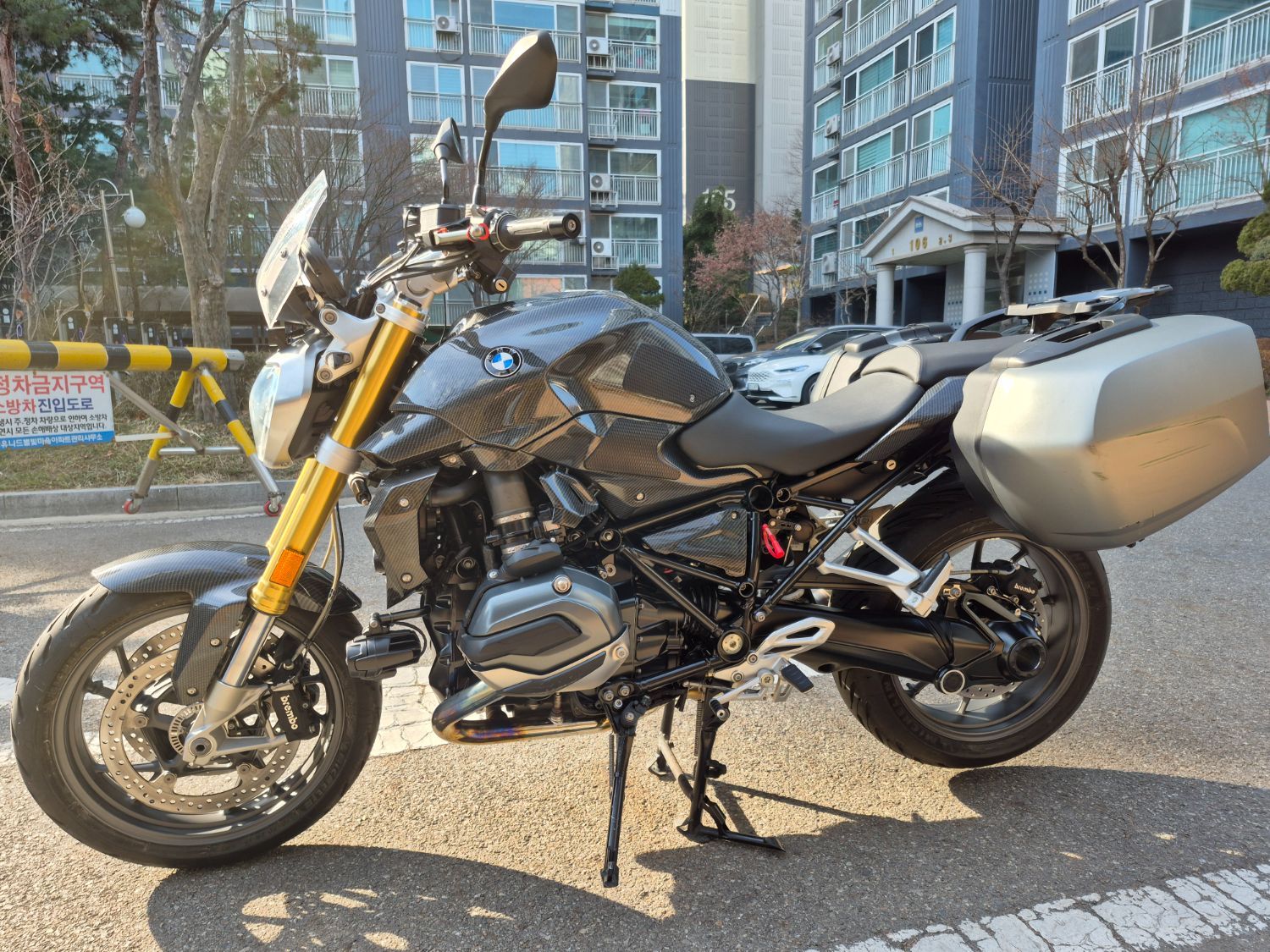 BMW R 1200 R 2017 블랙 사진 2