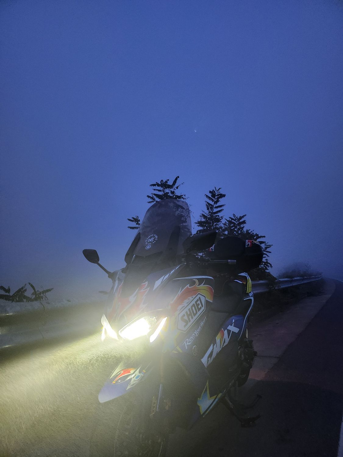 야마하 TMAX 560 thumb 2