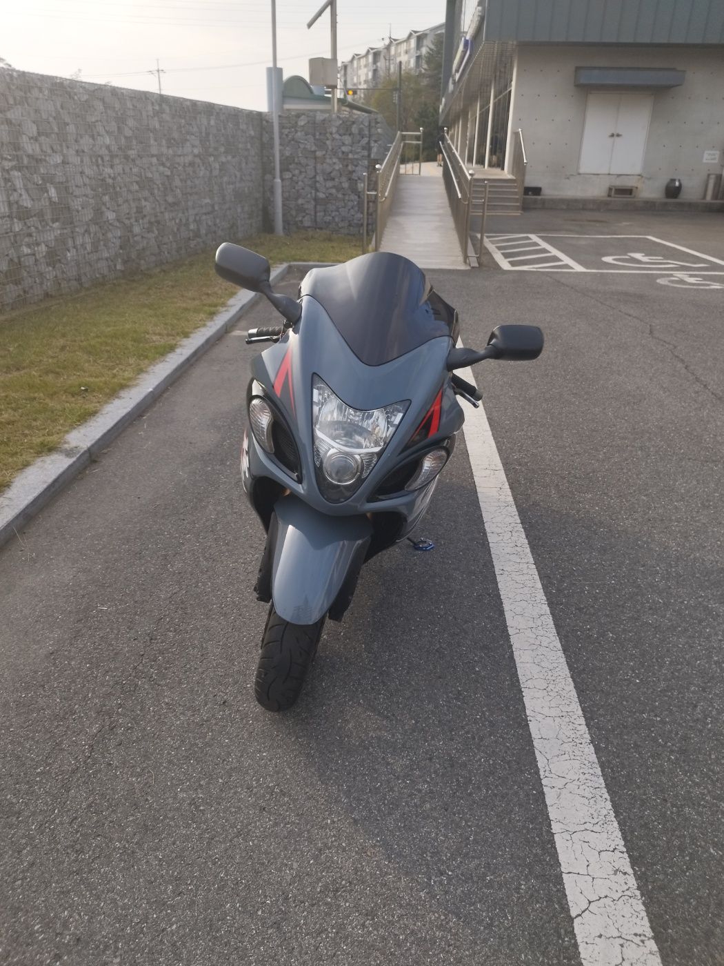 스즈키 하야부사 main