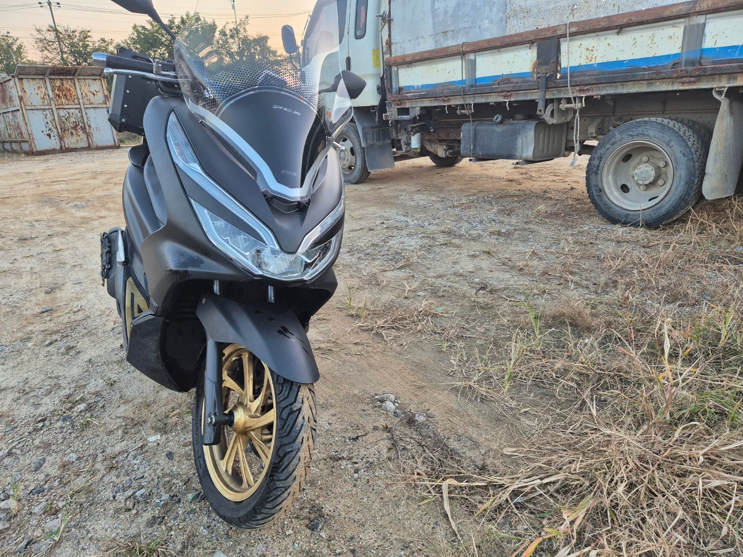 혼다 PCX 150 main