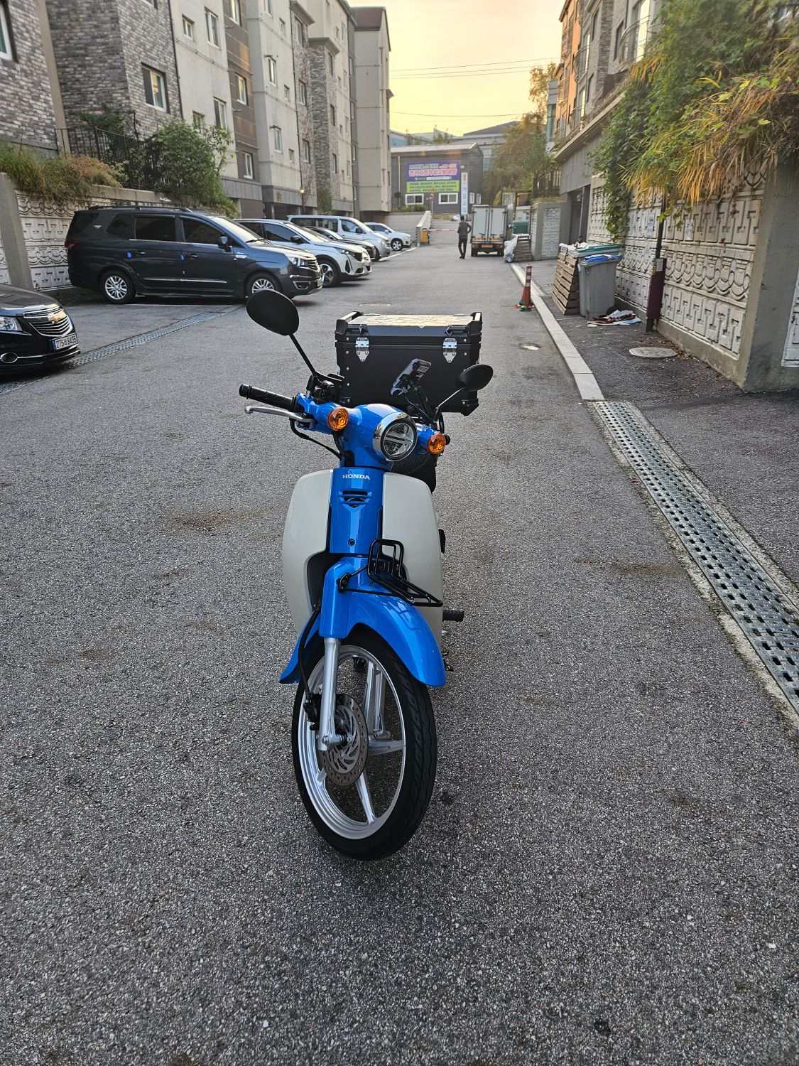 혼다 슈퍼 커브 110 more