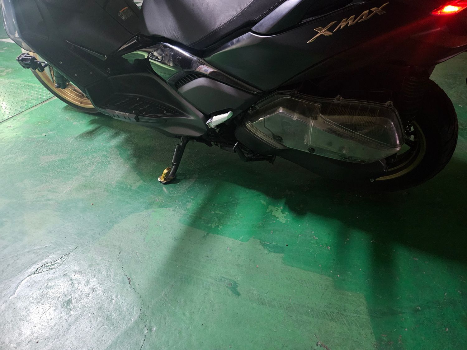 야마하 XMAX 300 ABS more