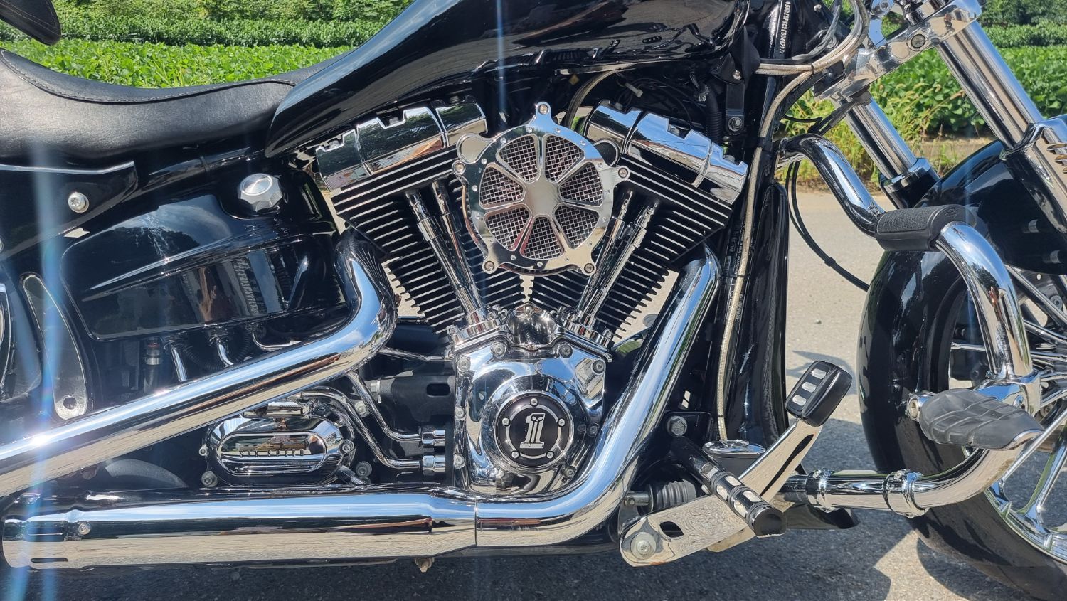 할리데이비슨 브레이크아웃 more