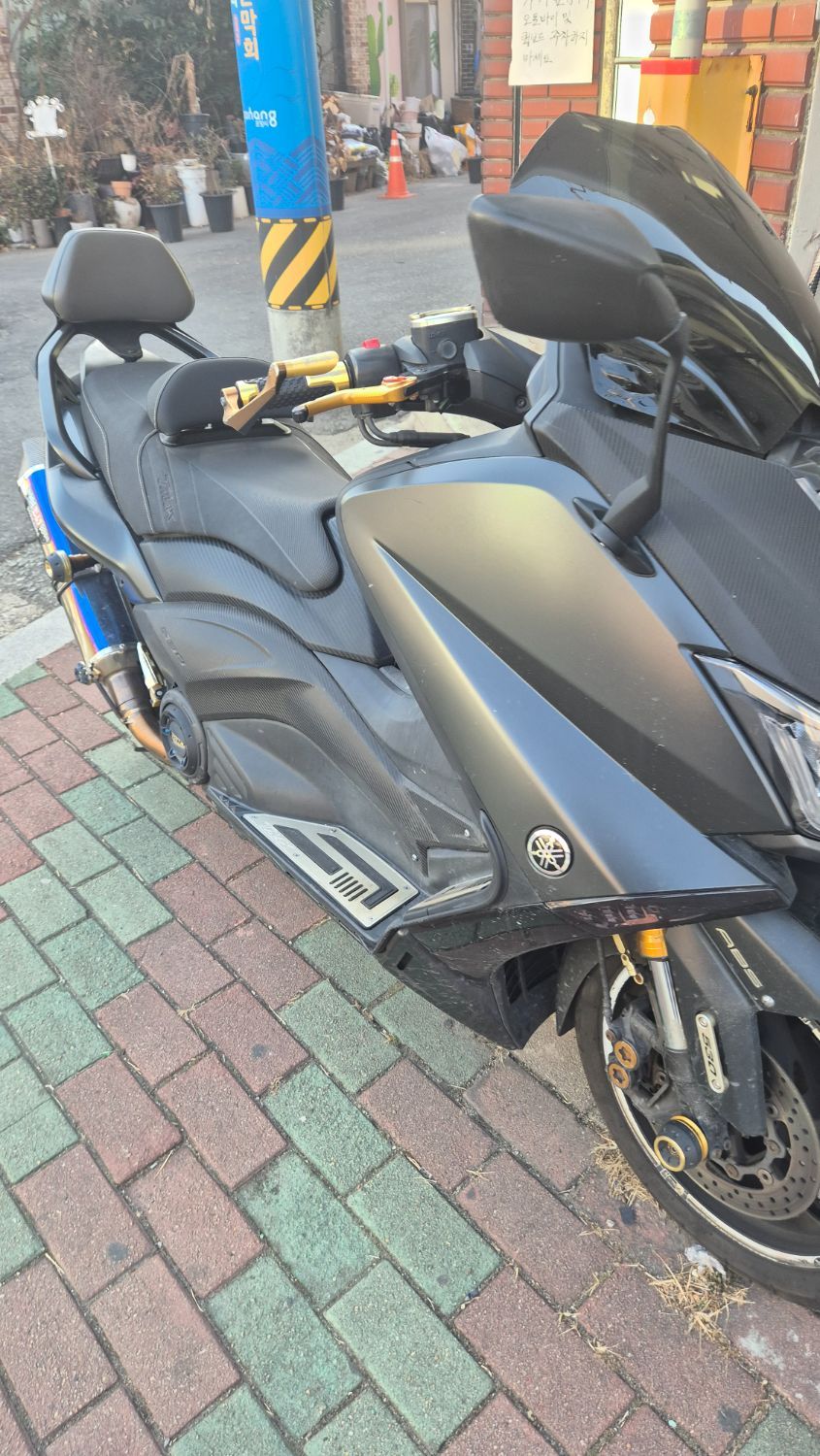 야마하 TMAX 530 thumb 2