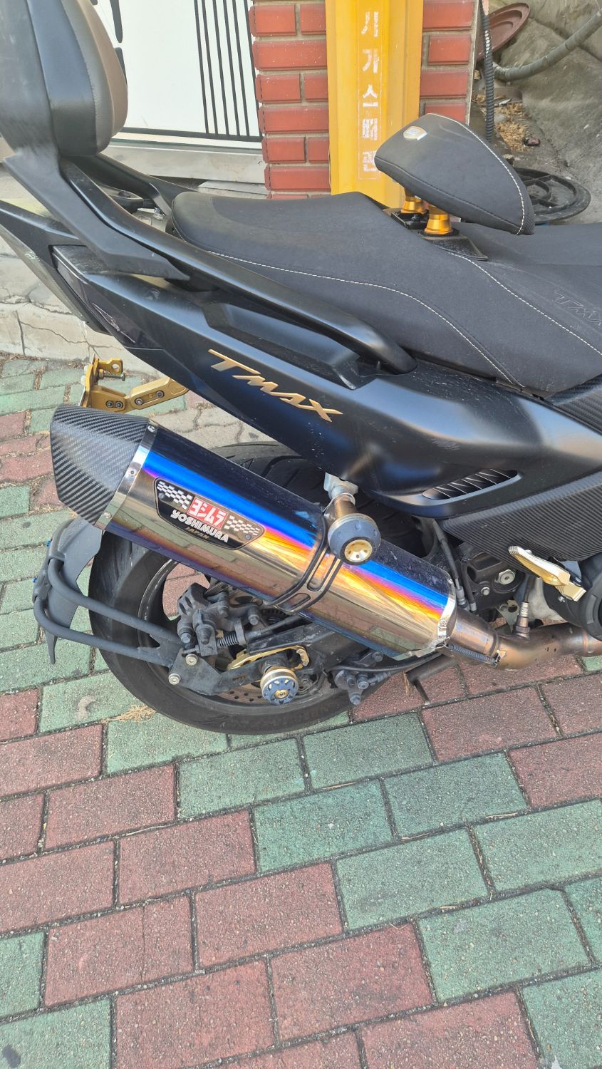 야마하 TMAX 530 more