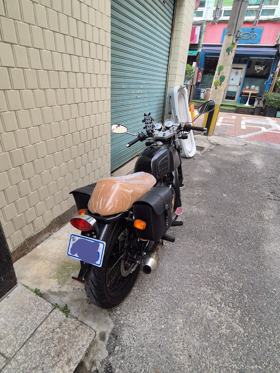 이탈젯 그리폰 125 more