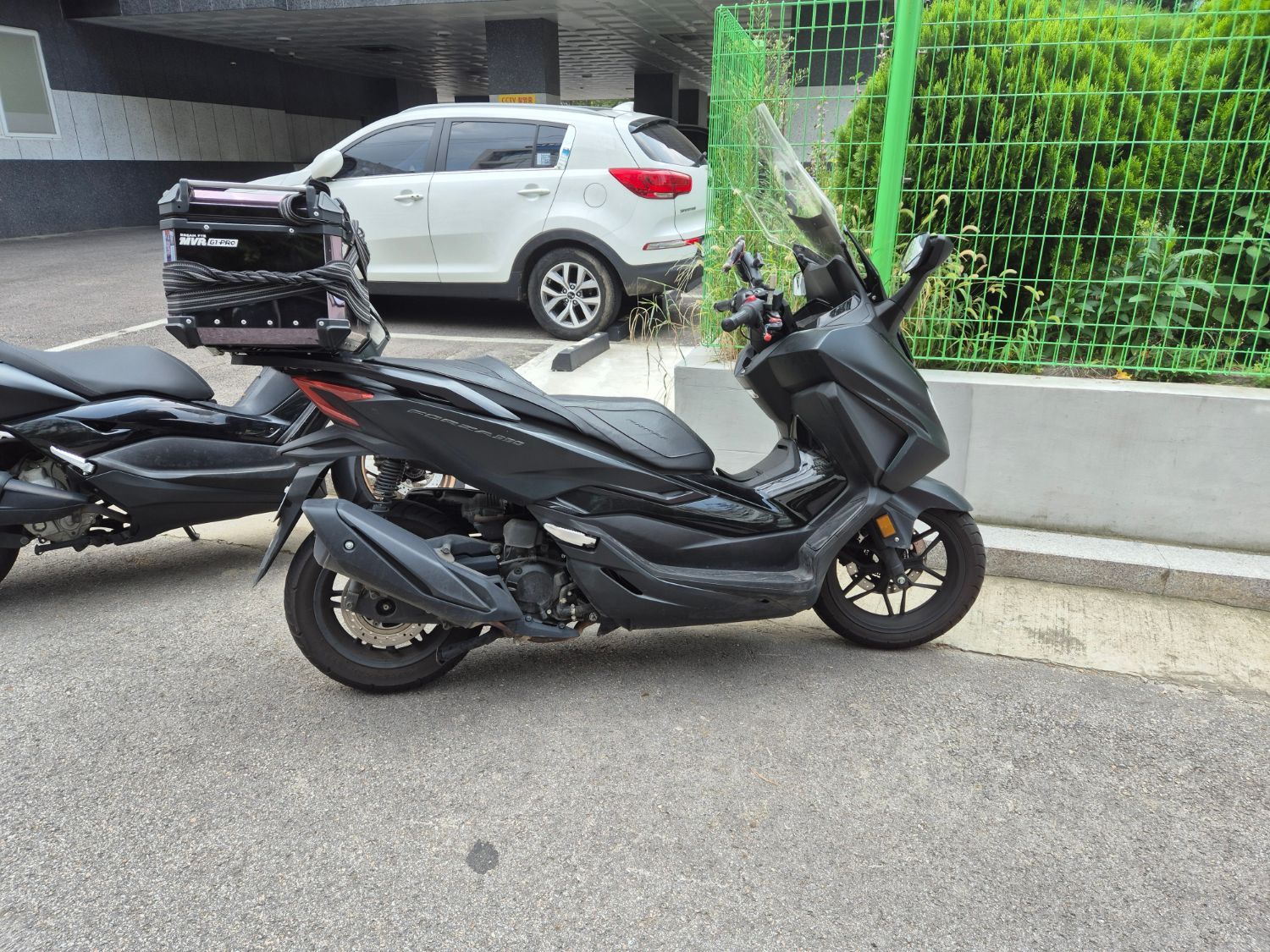 혼다 포르자 350 main