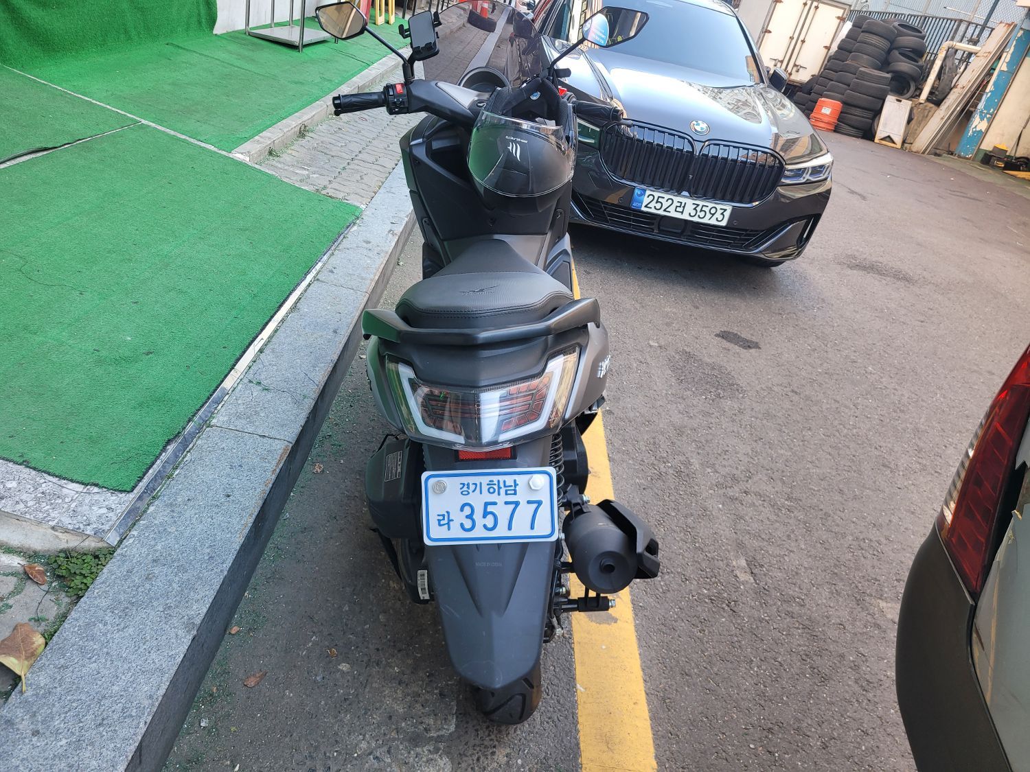 착한스쿠터 아이맥스 125 more