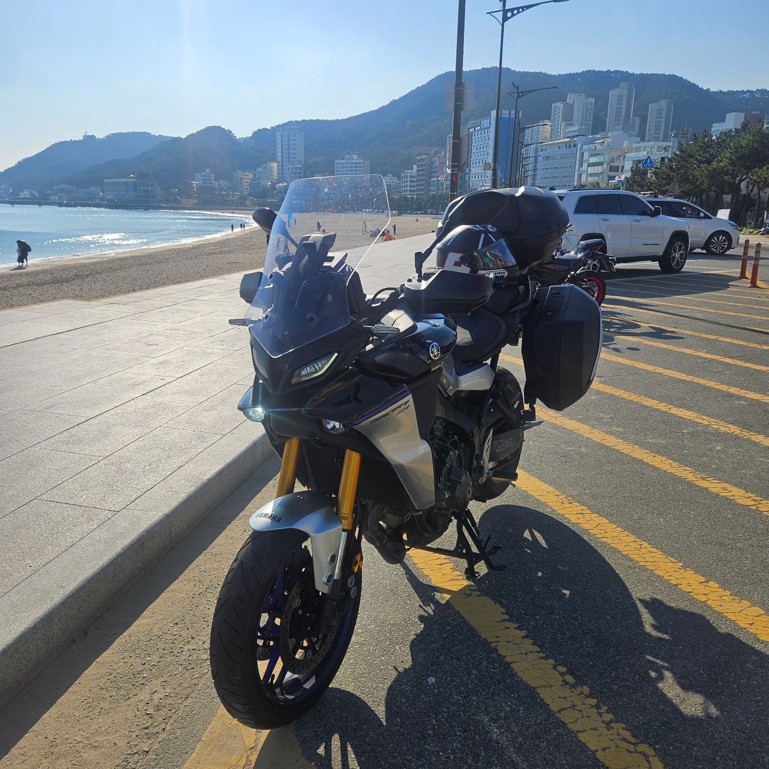 야마하 트레이서 9 GT+ 2024 블랙 사진 1