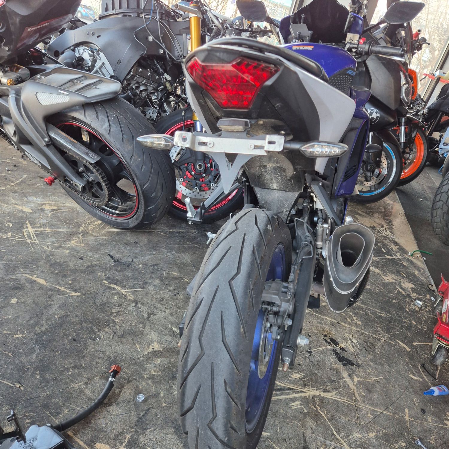 야마하 YZF R3 more