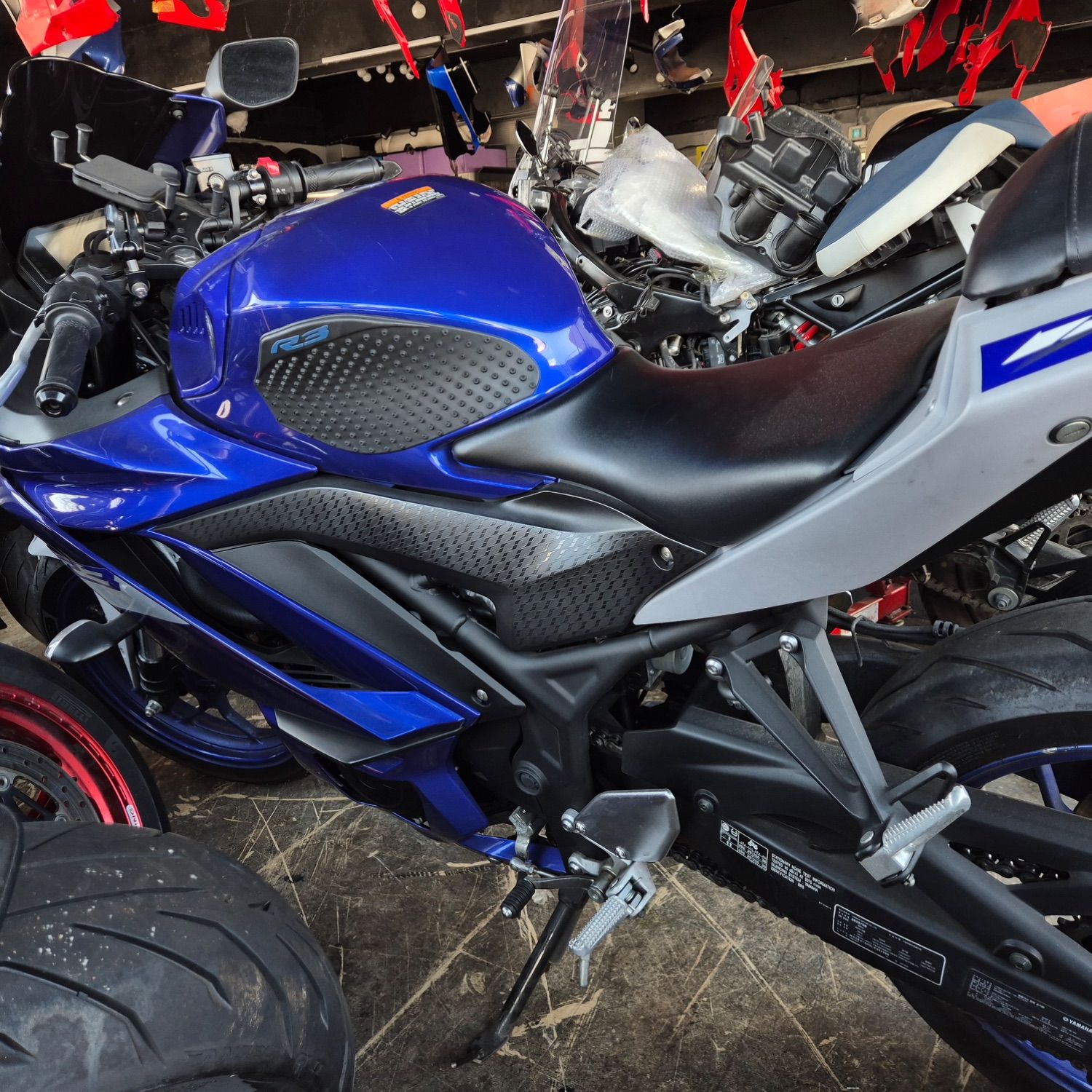 야마하 YZF R3 thumb 2