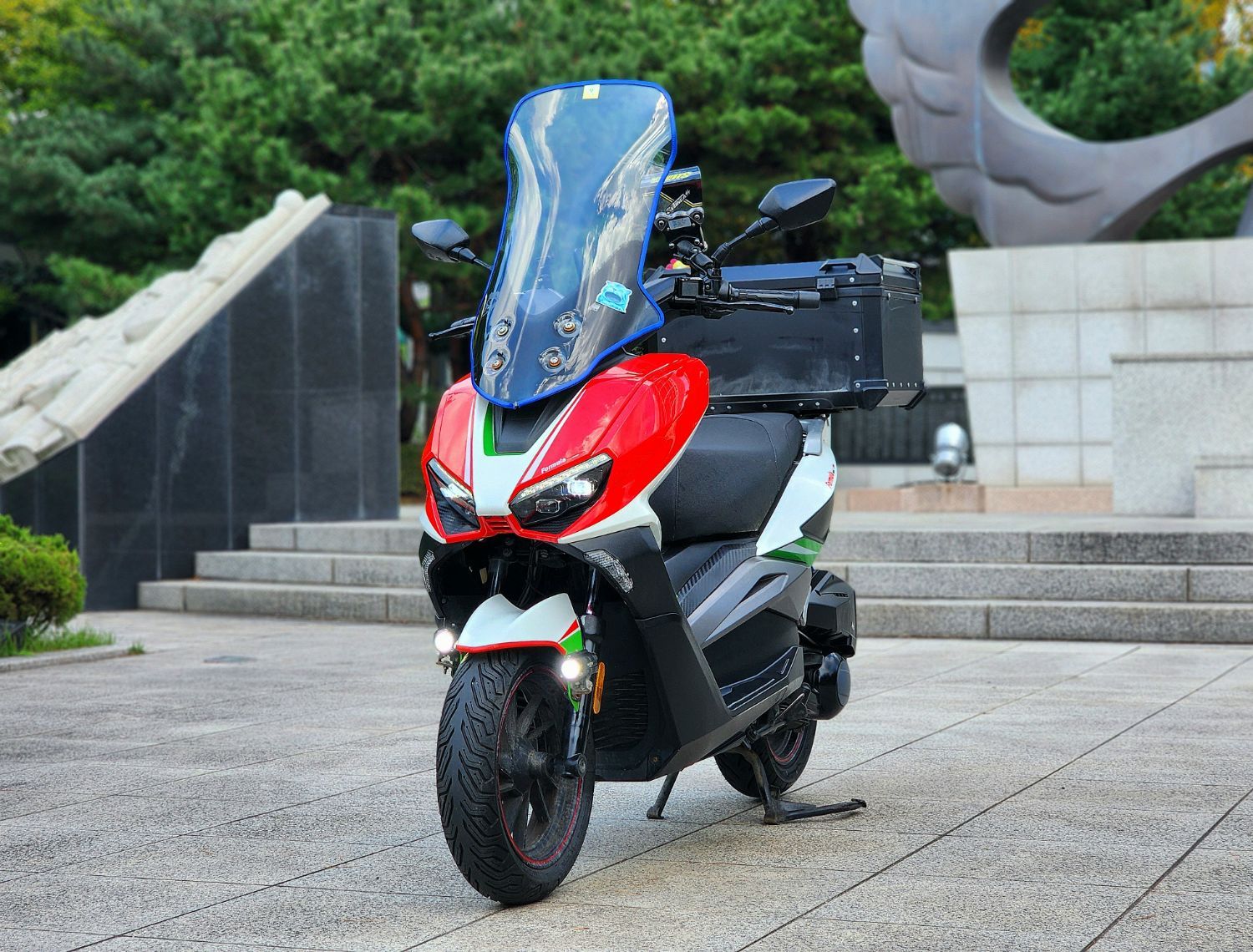 케이앤씨모터스 이지맥스 300 ABS thumb 2