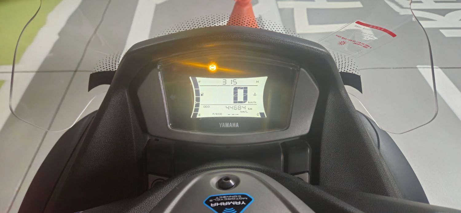 야마하 NMAX 155 thumb 2