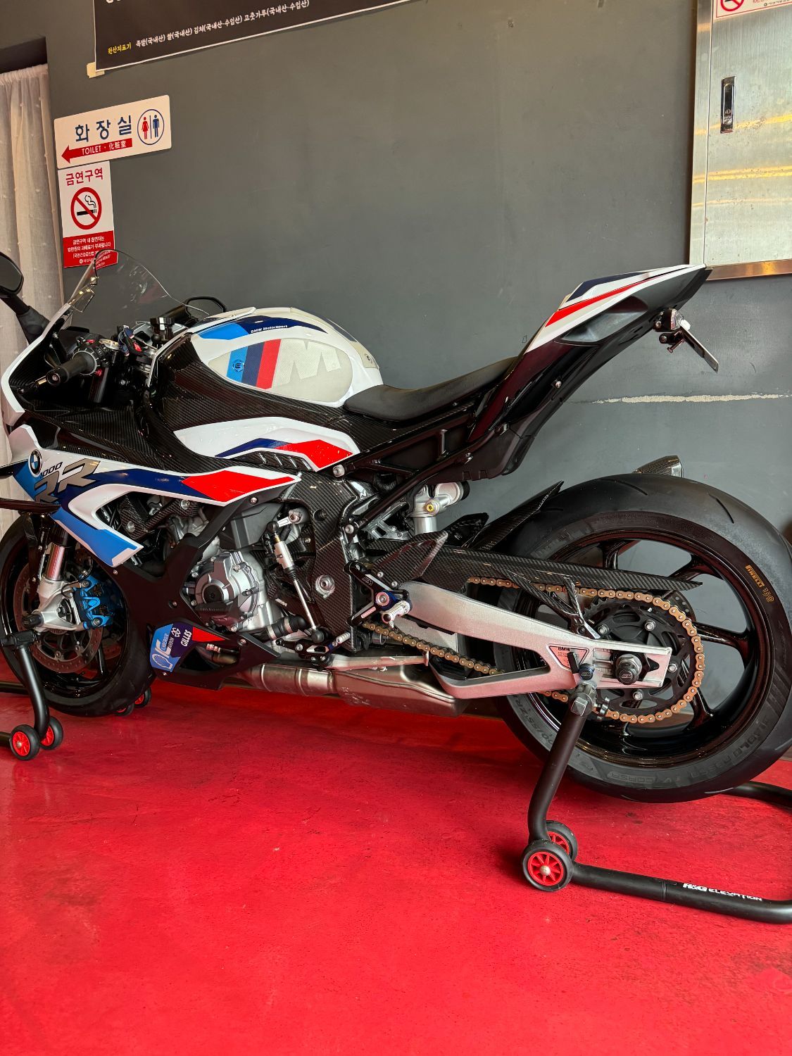 BMW M 1000 RR thumb 2