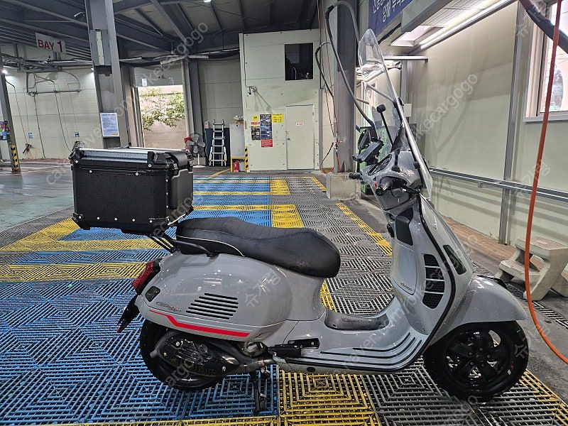 베스파 GTS 300 thumb 2