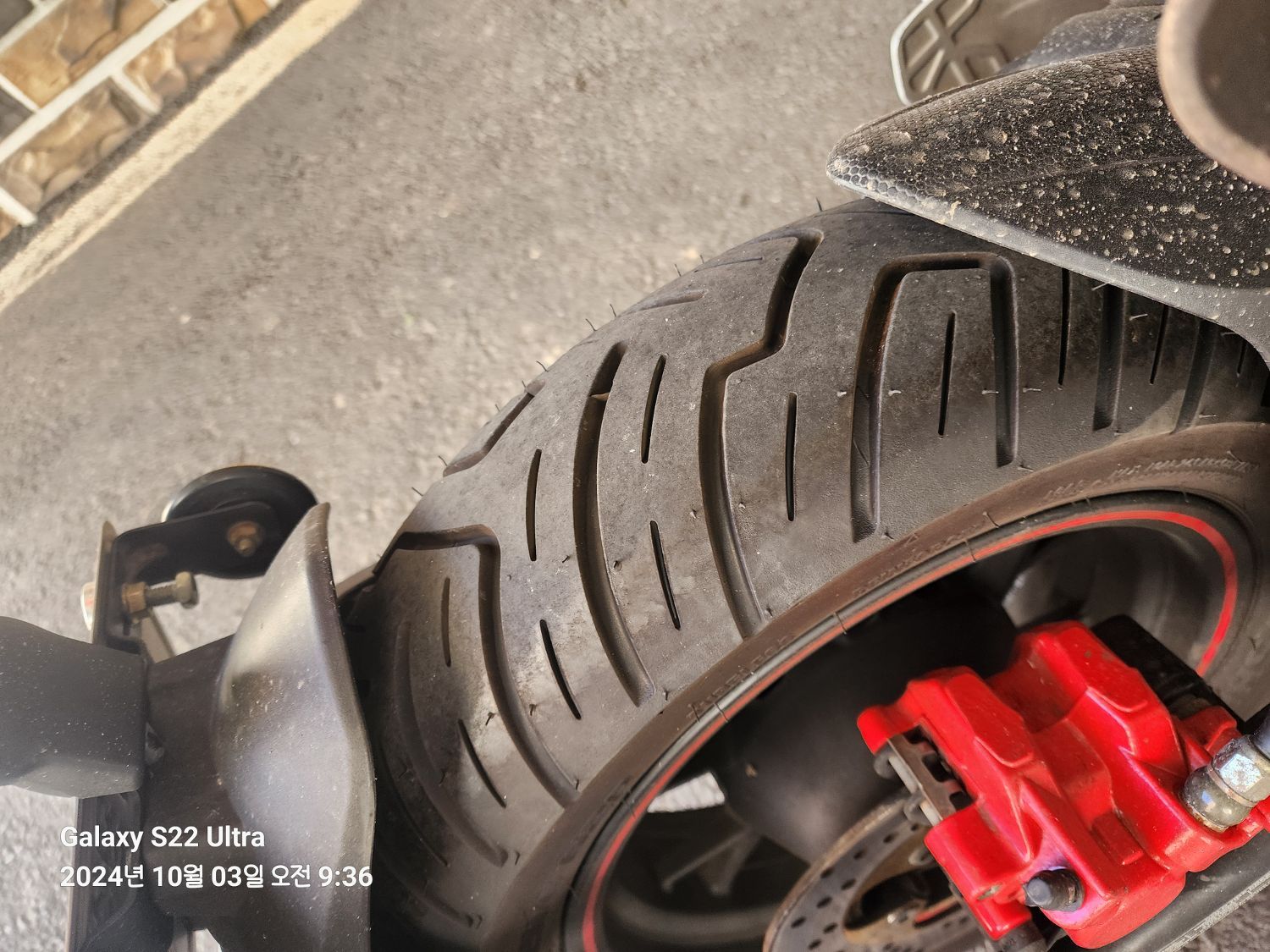 베넬리 TNT 125 thumb 2