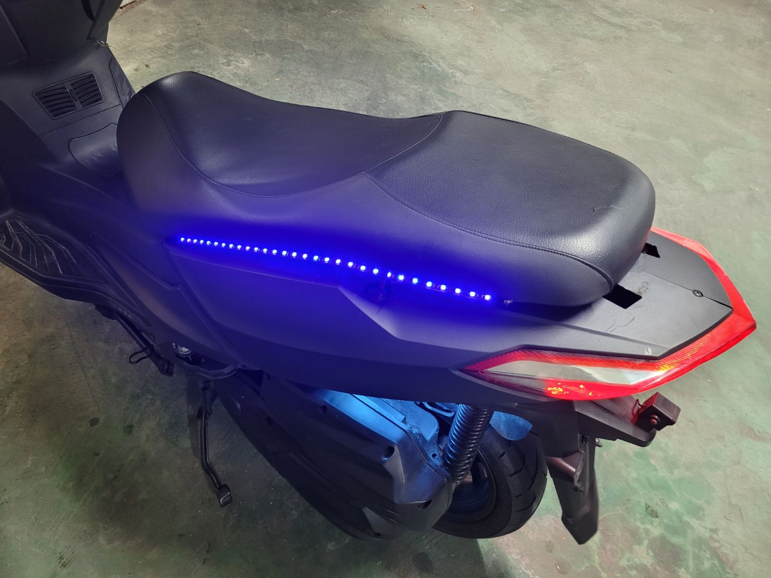 SYM 조이맥스 300 i ABS more