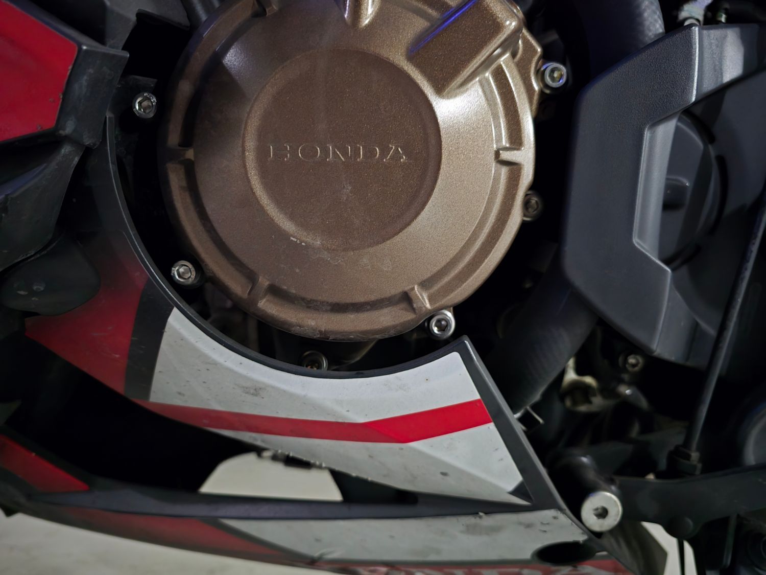 혼다 CBR 650 R MT more