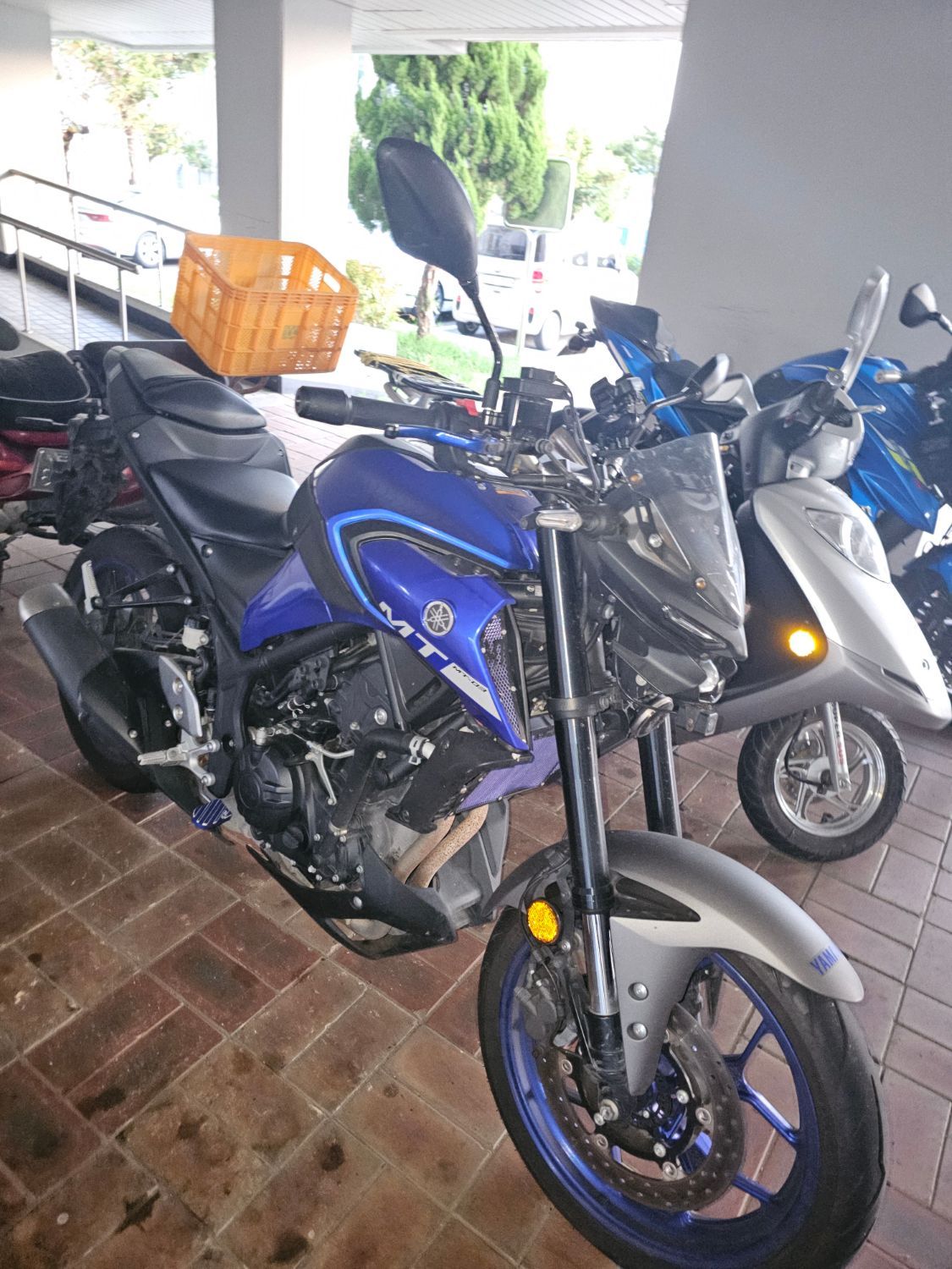 야마하 MT 03 more