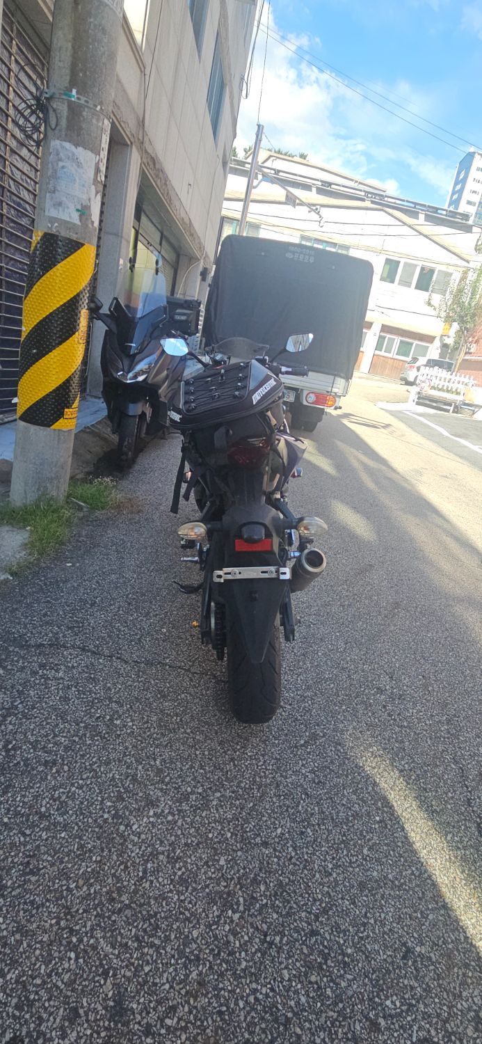 야마하 YZF R3 thumb 2