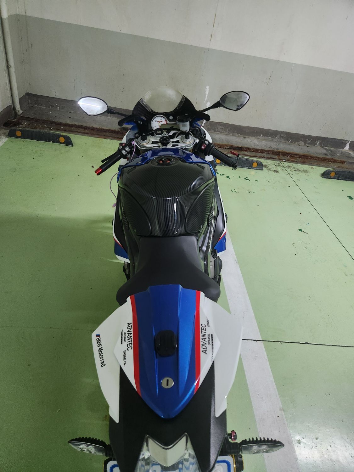 BMW S 1000 RR more
