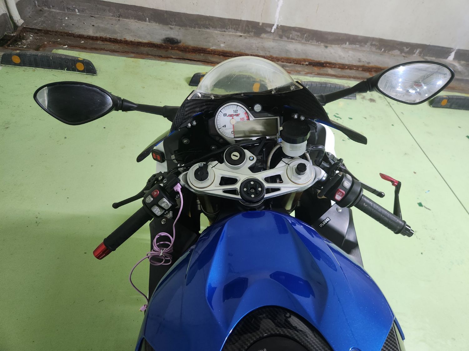 BMW S 1000 RR thumb 2