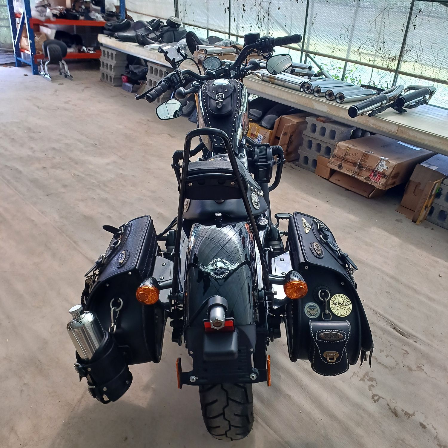 할리데이비슨 포티에잇 more