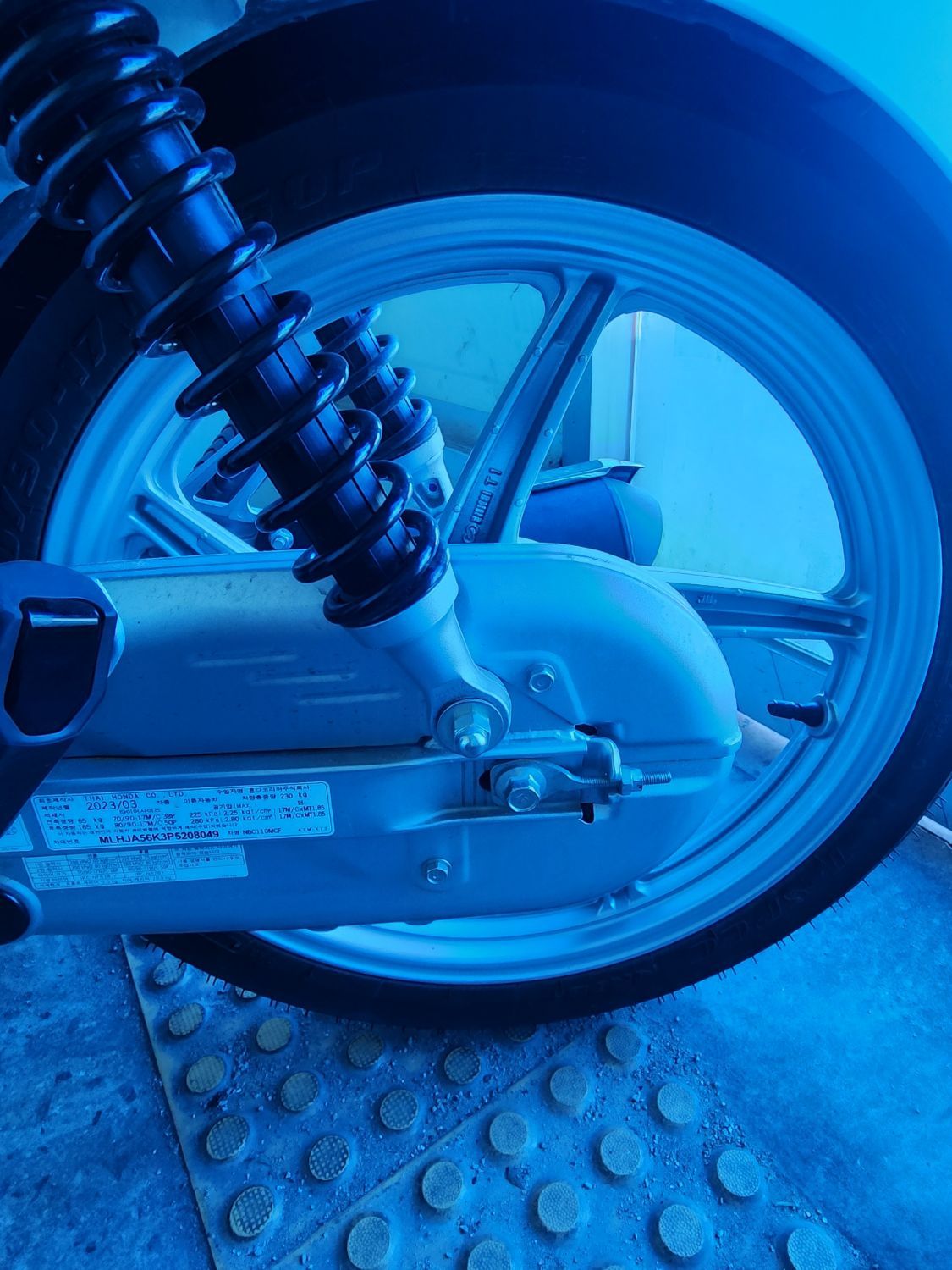 혼다 슈퍼 커브 110 thumb 2