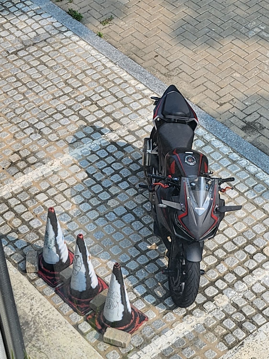 혼다 CBR 500 R more