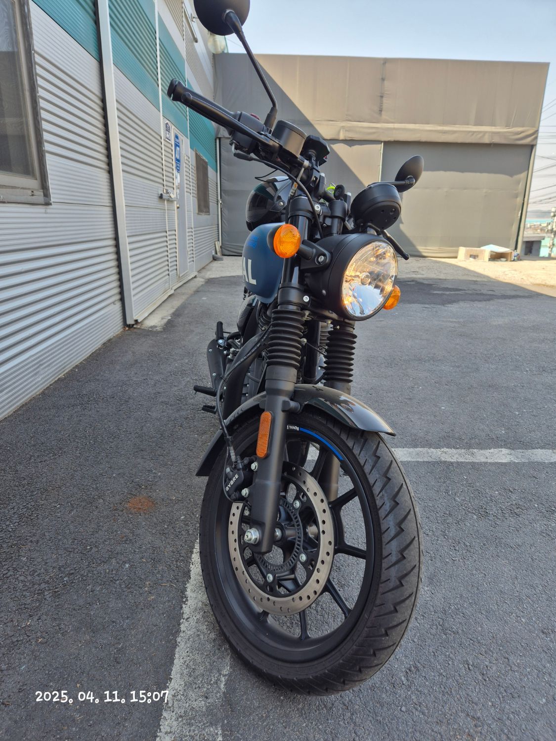 로얄엔필드 헌터 350 more