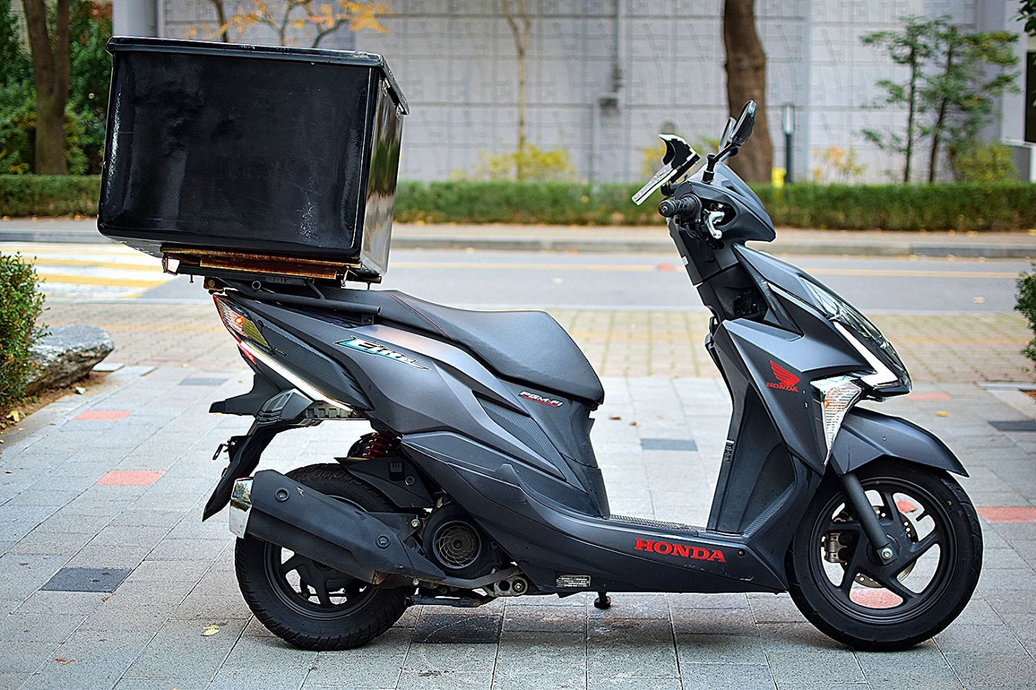 혼다 엘리트 125 more