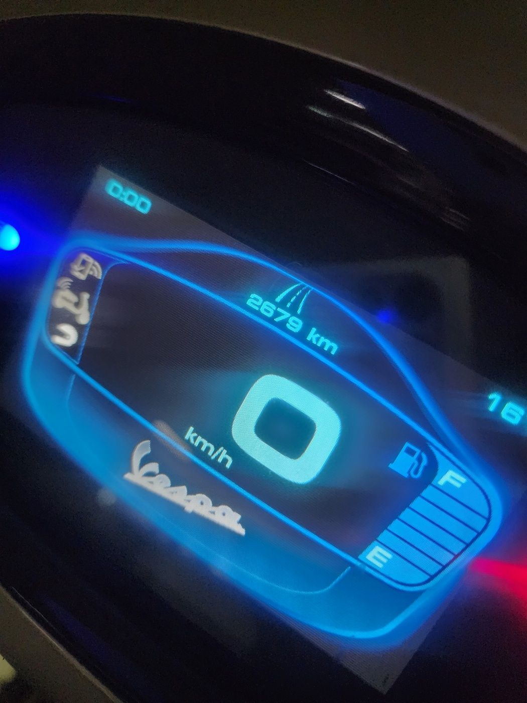 베스파 프리마베라 125 75주년 스페셜 에디션 more