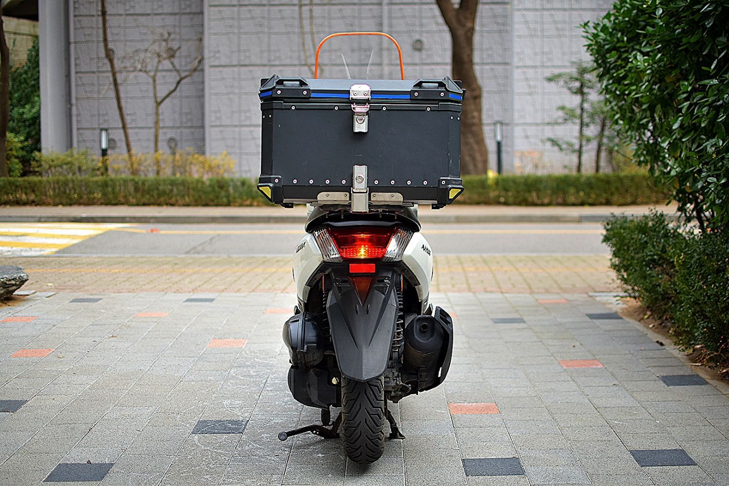 야마하 NMAX 125 thumb 2