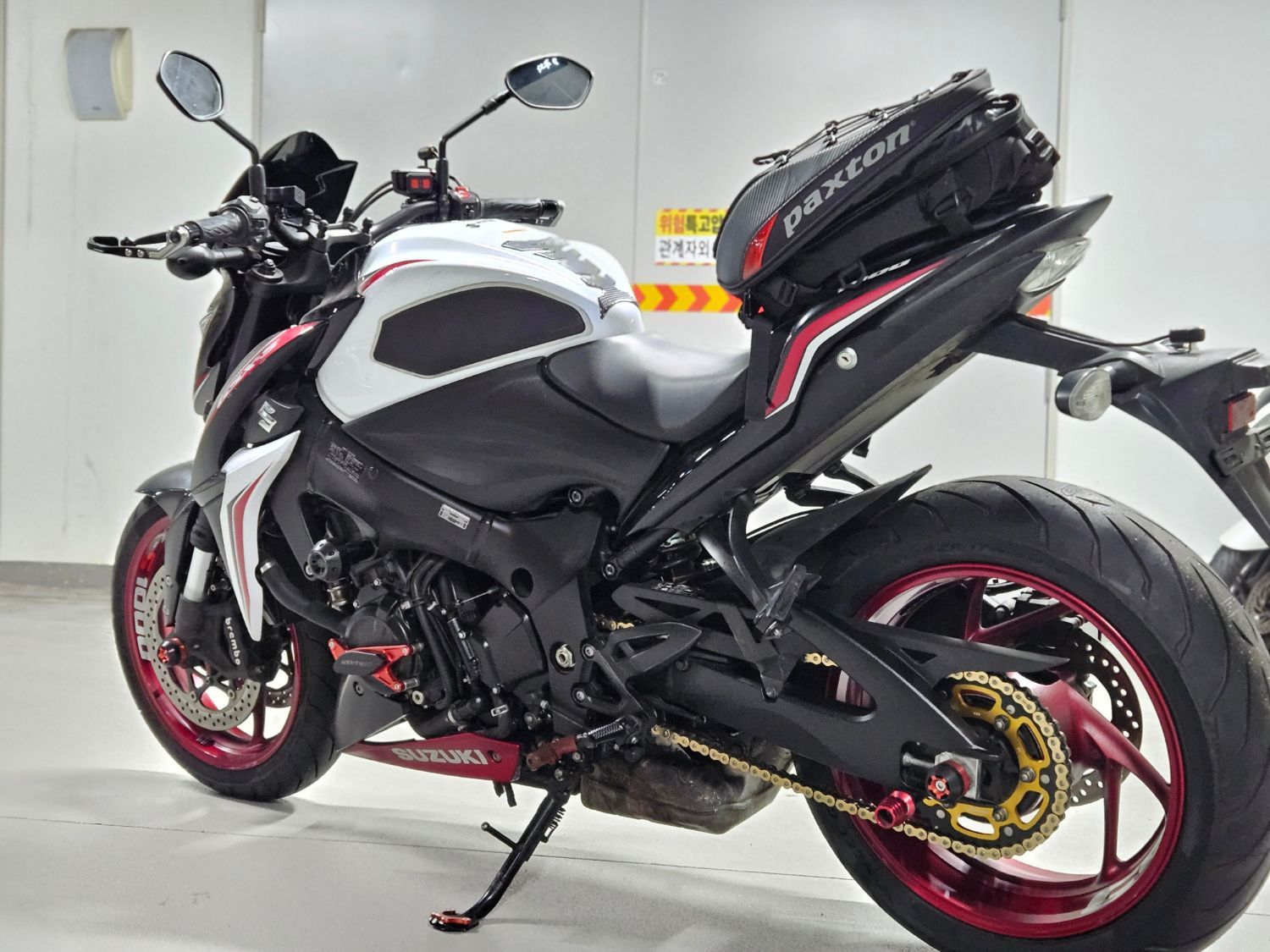 스즈키 GSX S 1000 thumb 2