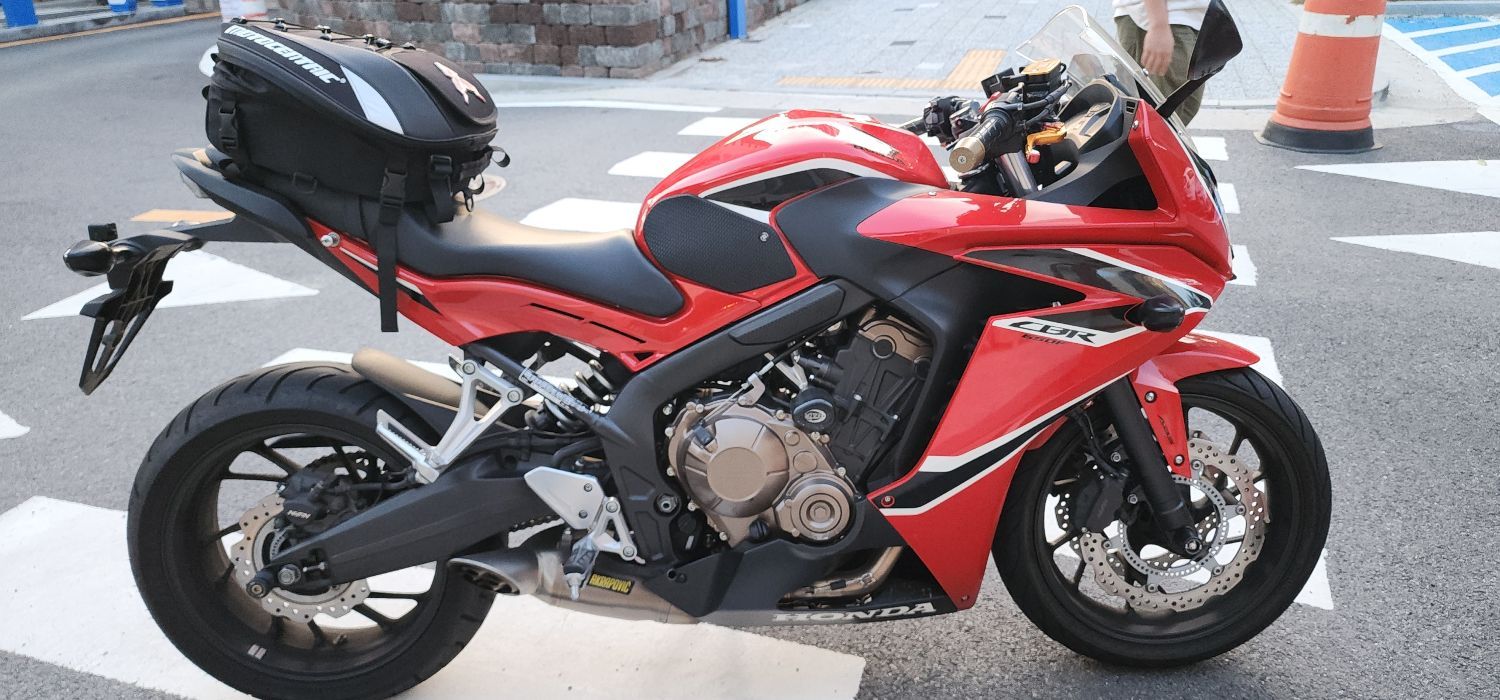 혼다 CBR 650 F thumb 2