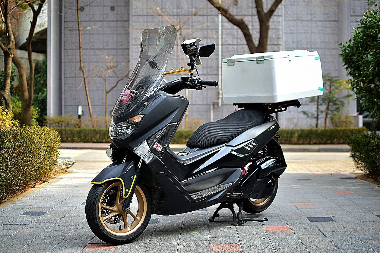 야마하 NMAX 125 thumb 2