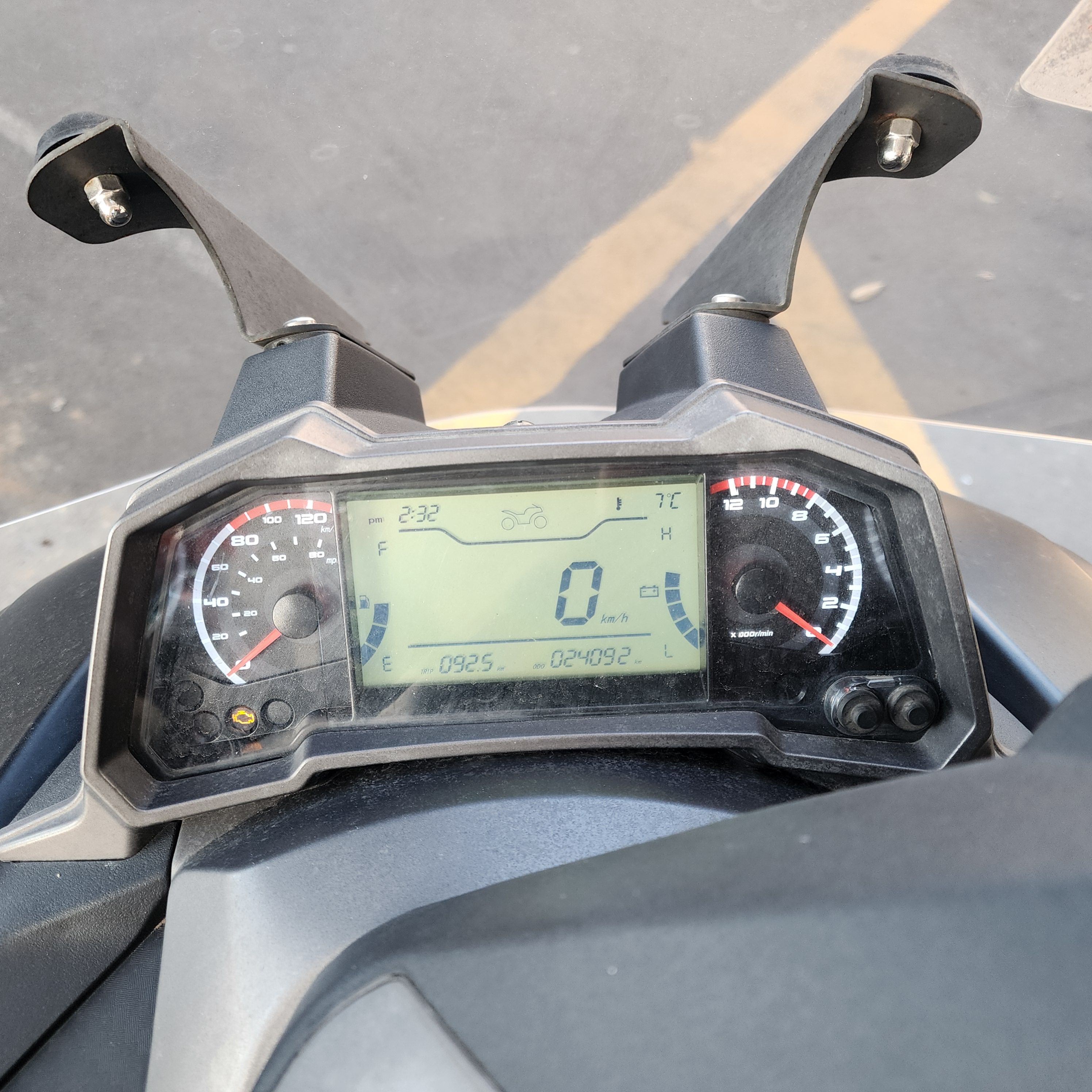 케이앤씨모터스 이지맥스 125 more