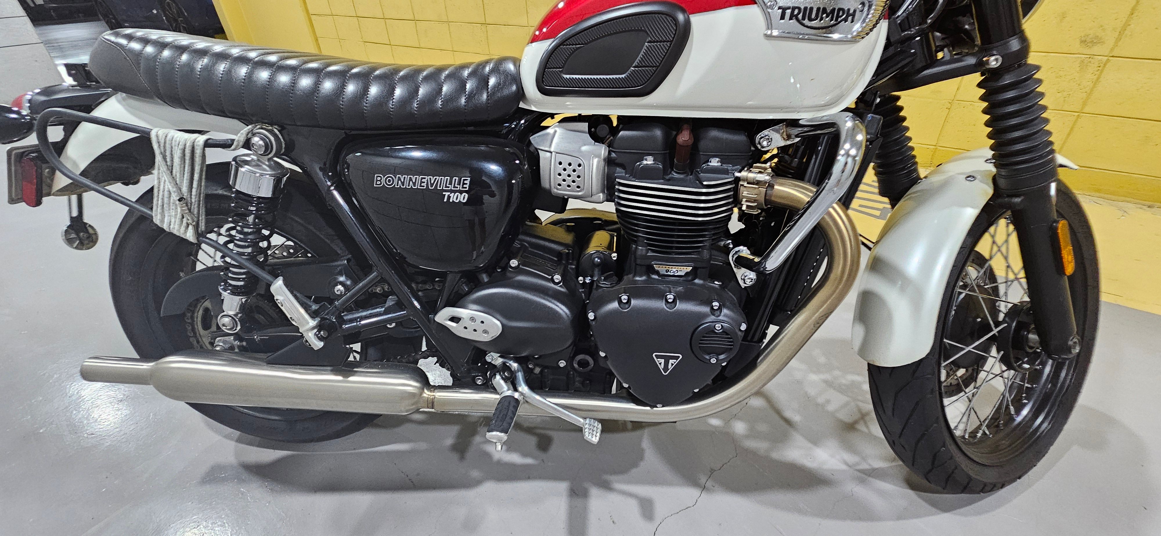 트라이엄프 본네빌 T100 more