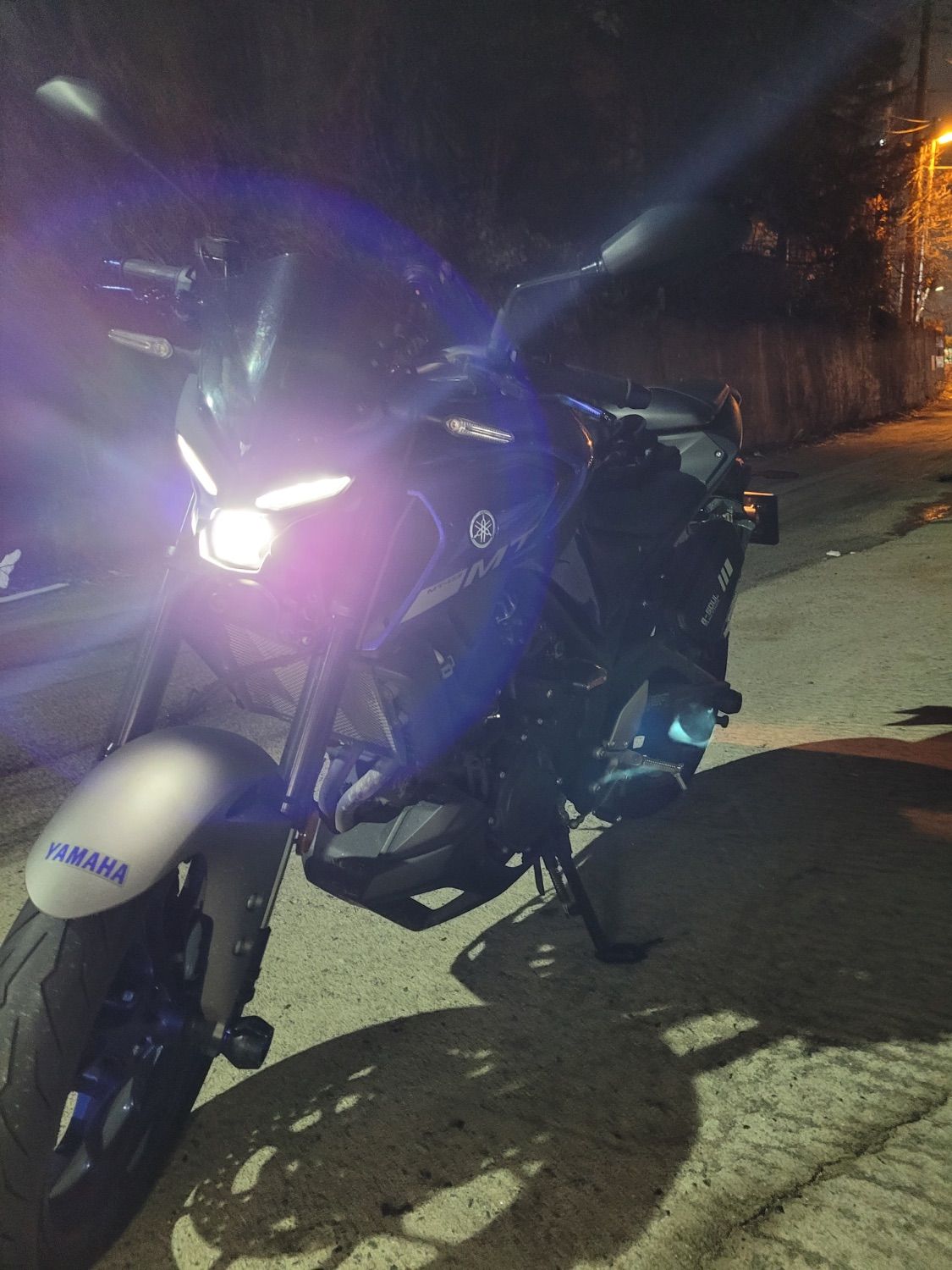 야마하 MT 03 main