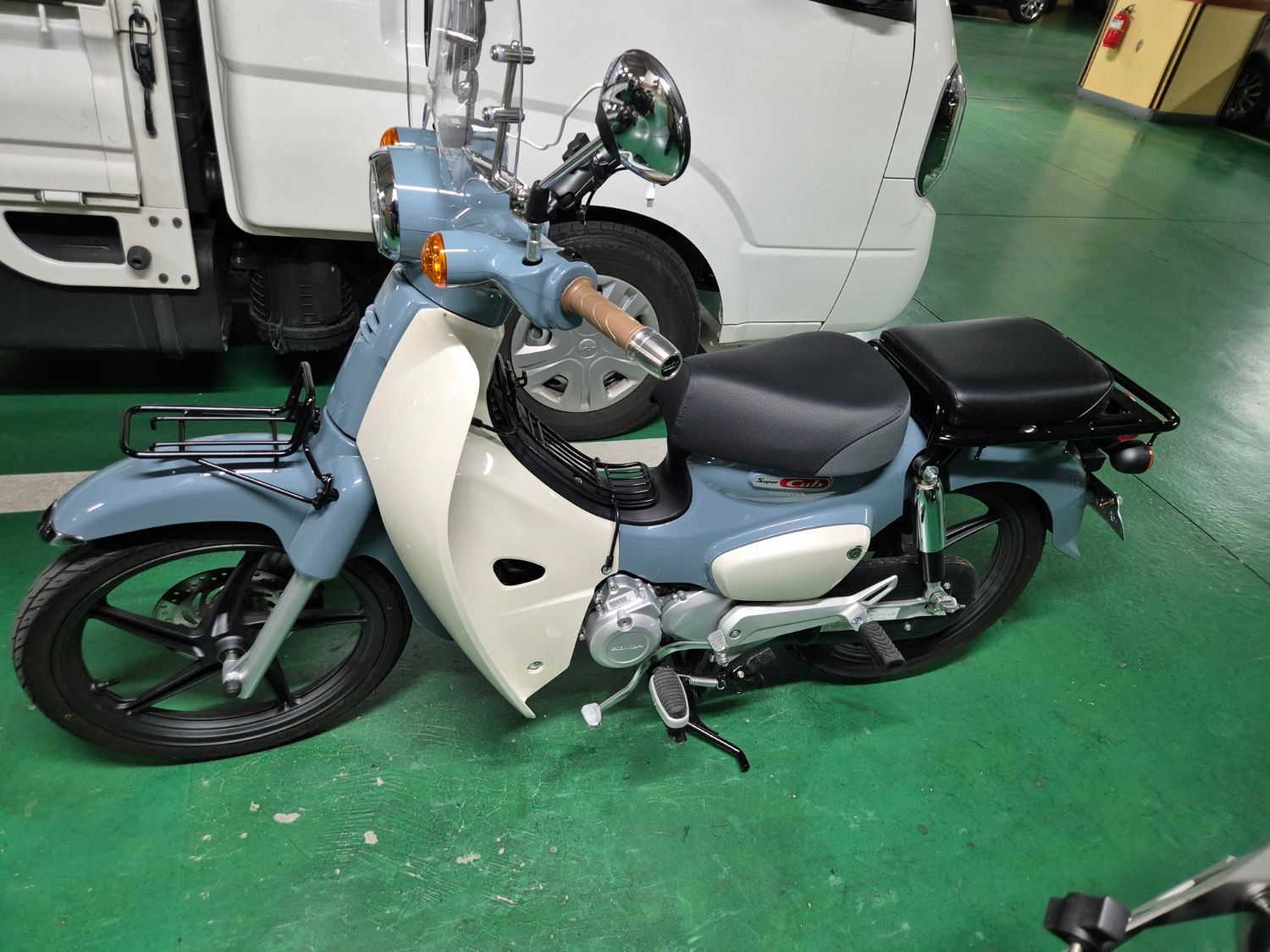 혼다 슈퍼 커브 110 thumb 2