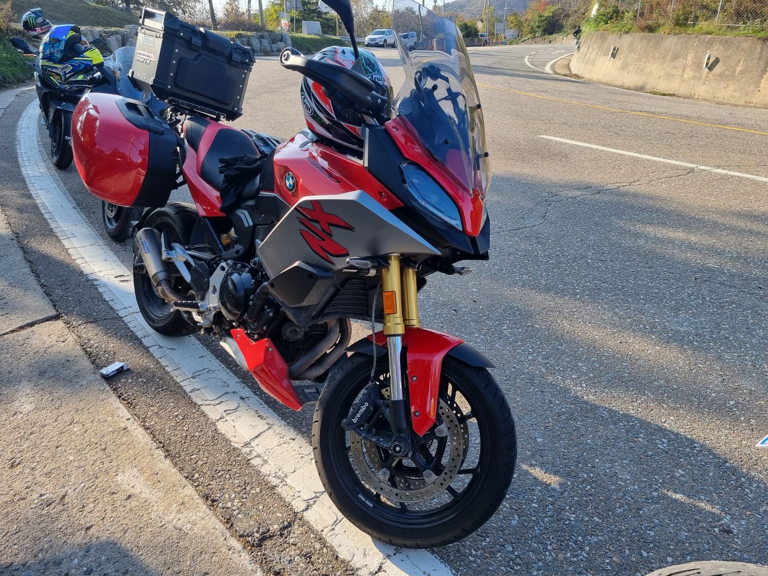 BMW F 900 XR 2021 레드 사진 3