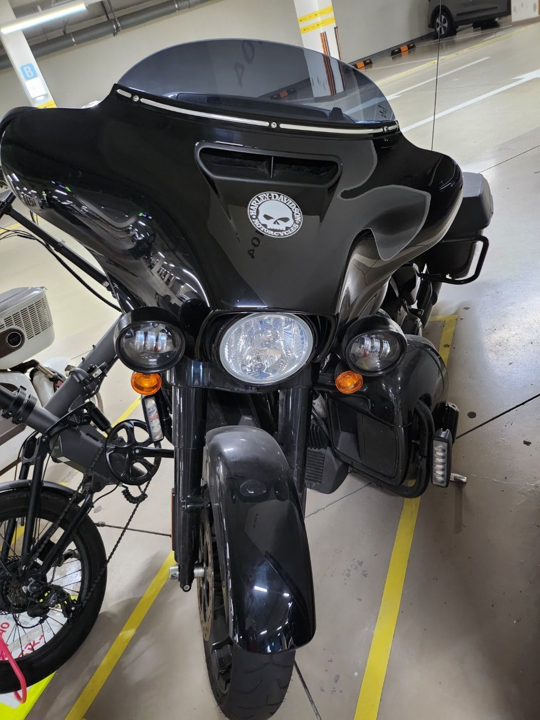 할리데이비슨 스트리트 글라이드 스페셜 thumb 2