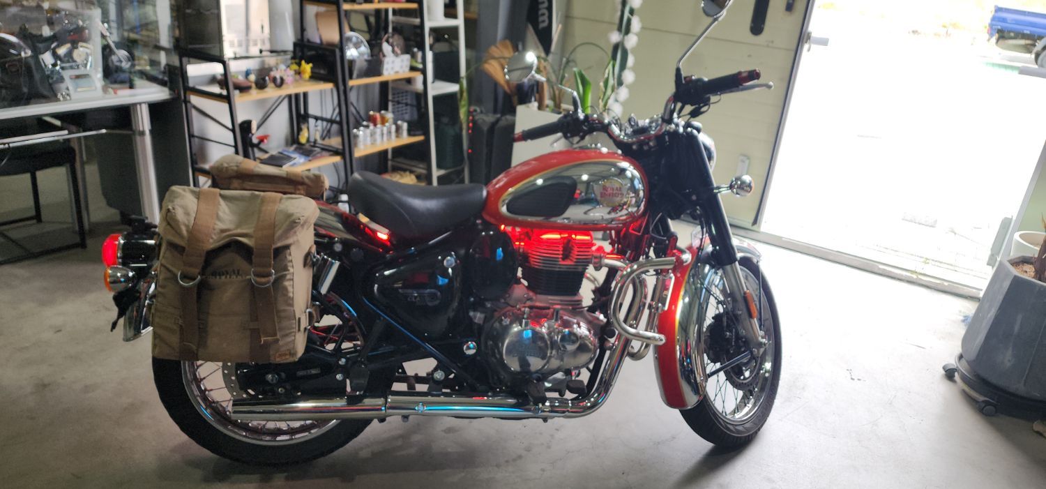 로얄엔필드 클래식 350 more