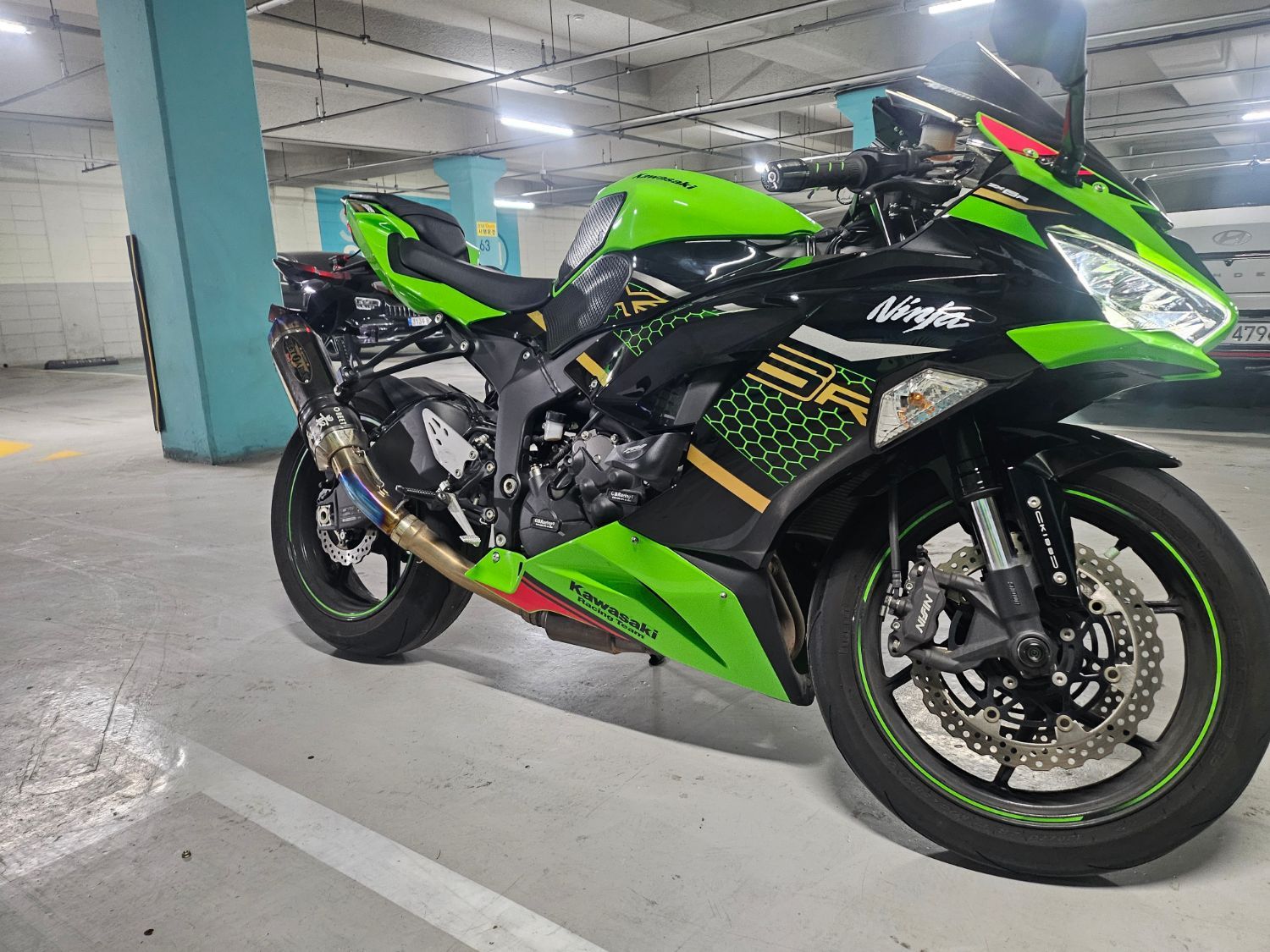 가와사키 ZX 6 R 636 2020 그린 사진 3