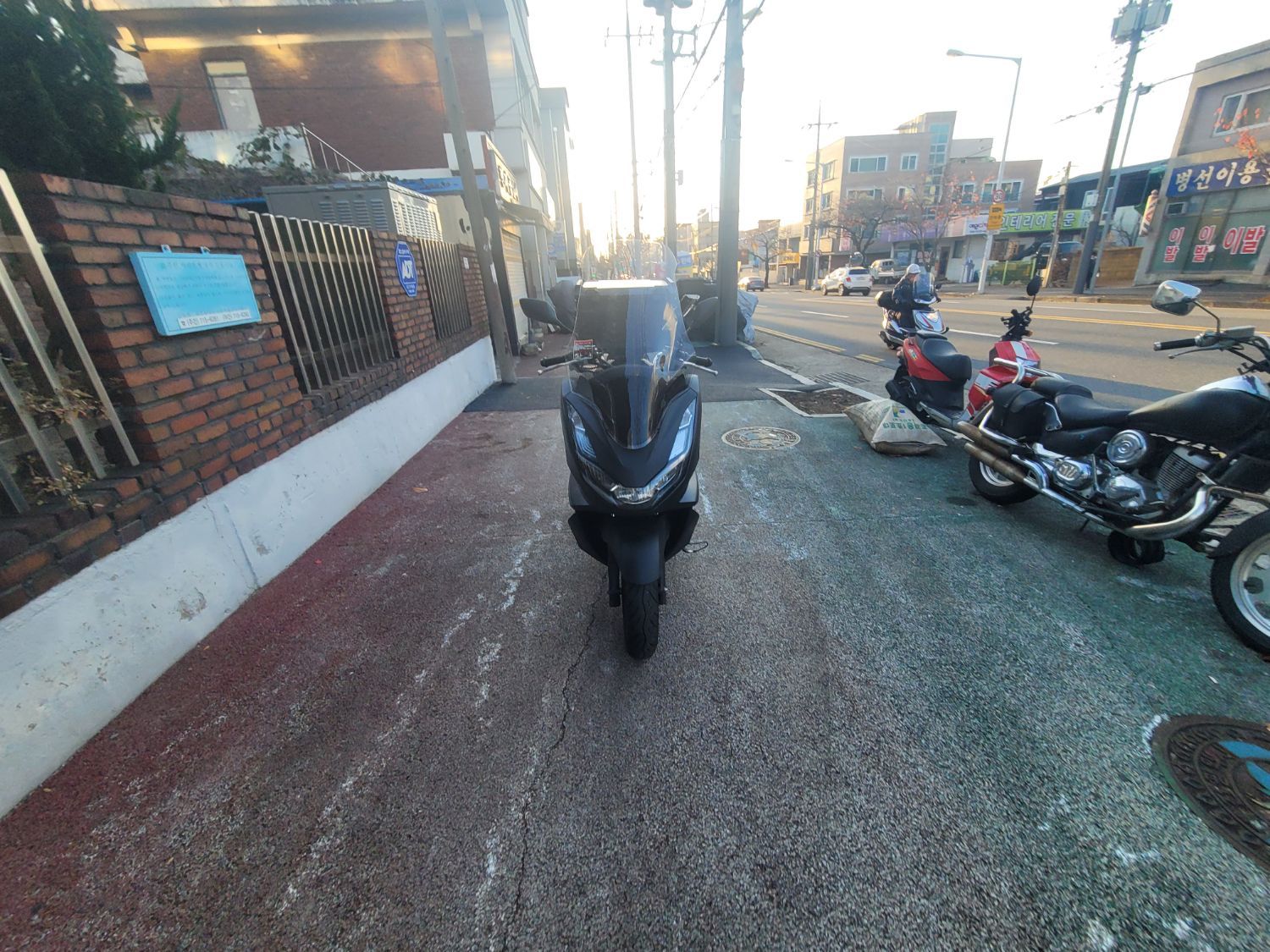 혼다 PCX 125 thumb 2